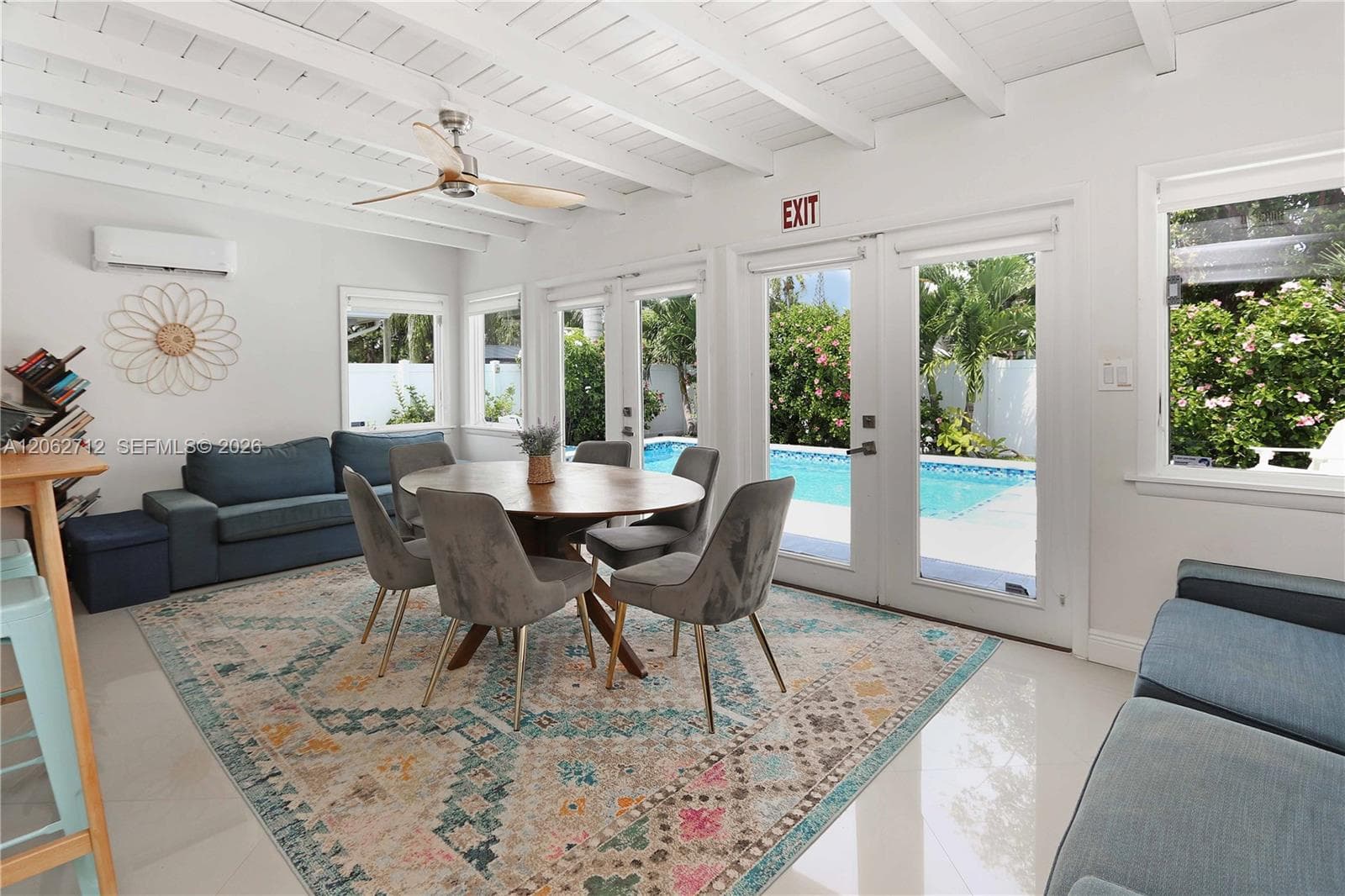 1102 N 13th Ave, Hollywood, FL 33019 photo 2