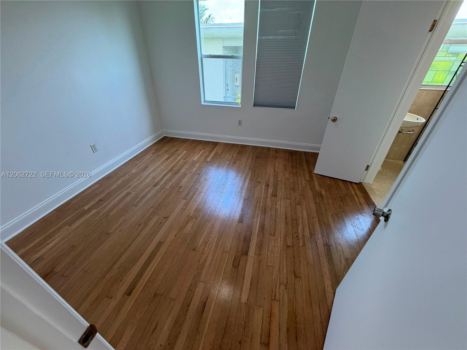 1027 Euclid Ave # 2, Miami Beach, FL 33139 photo 4