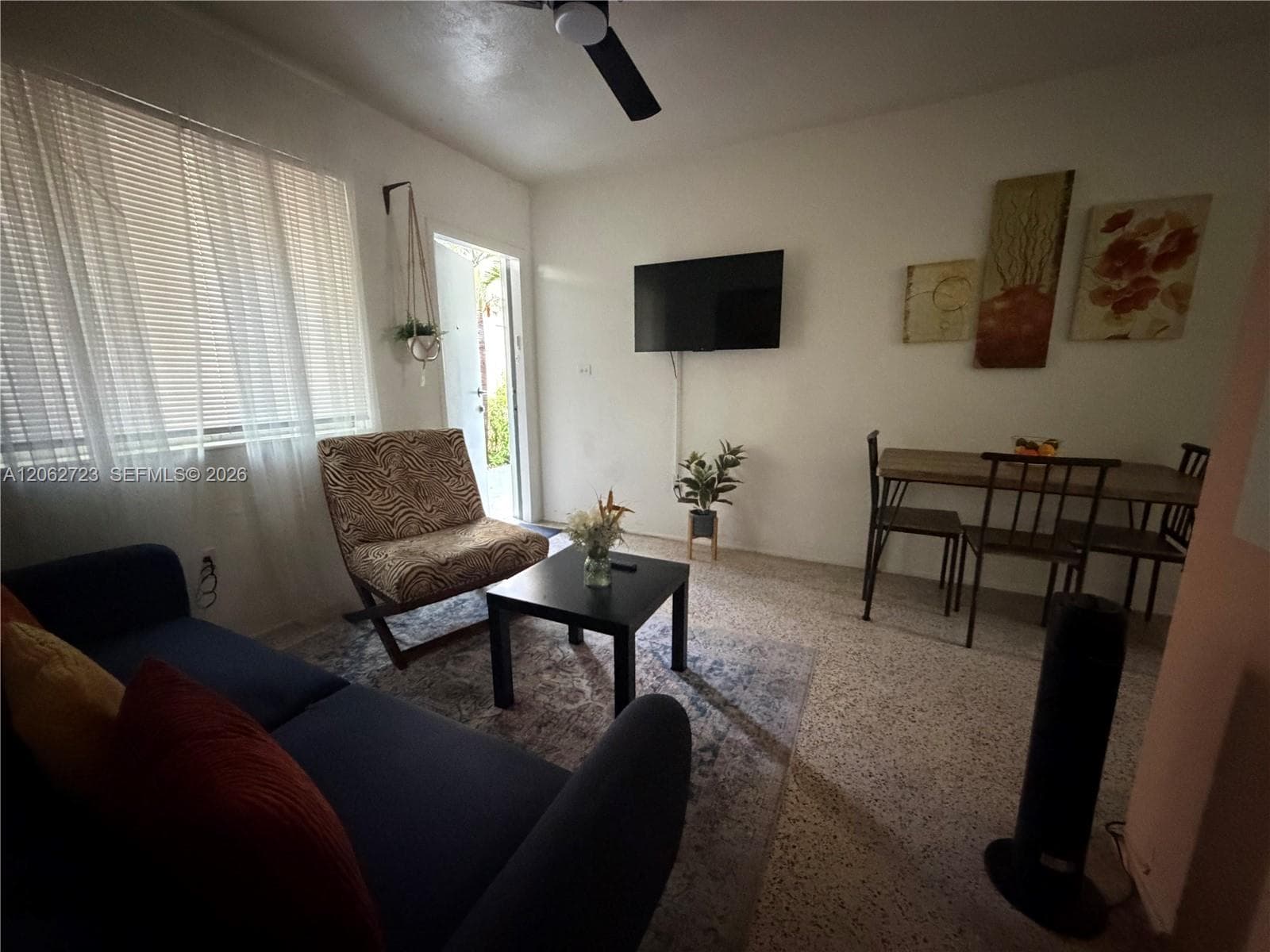 461 SW 6th St # 3, Miami, FL 33130 photo 3