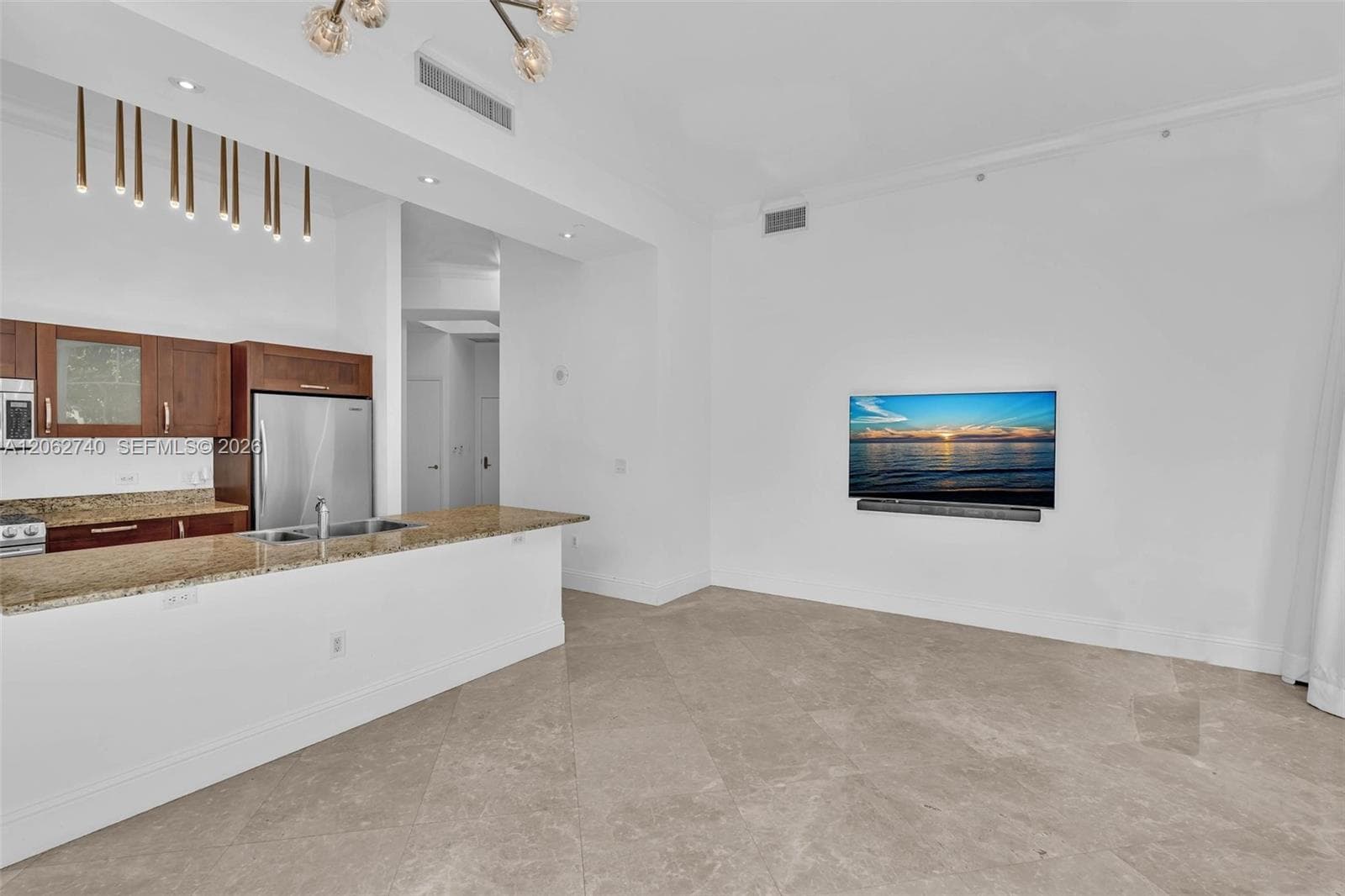 20000 E Country Club Dr # 110, Aventura, FL 33180 photo 3