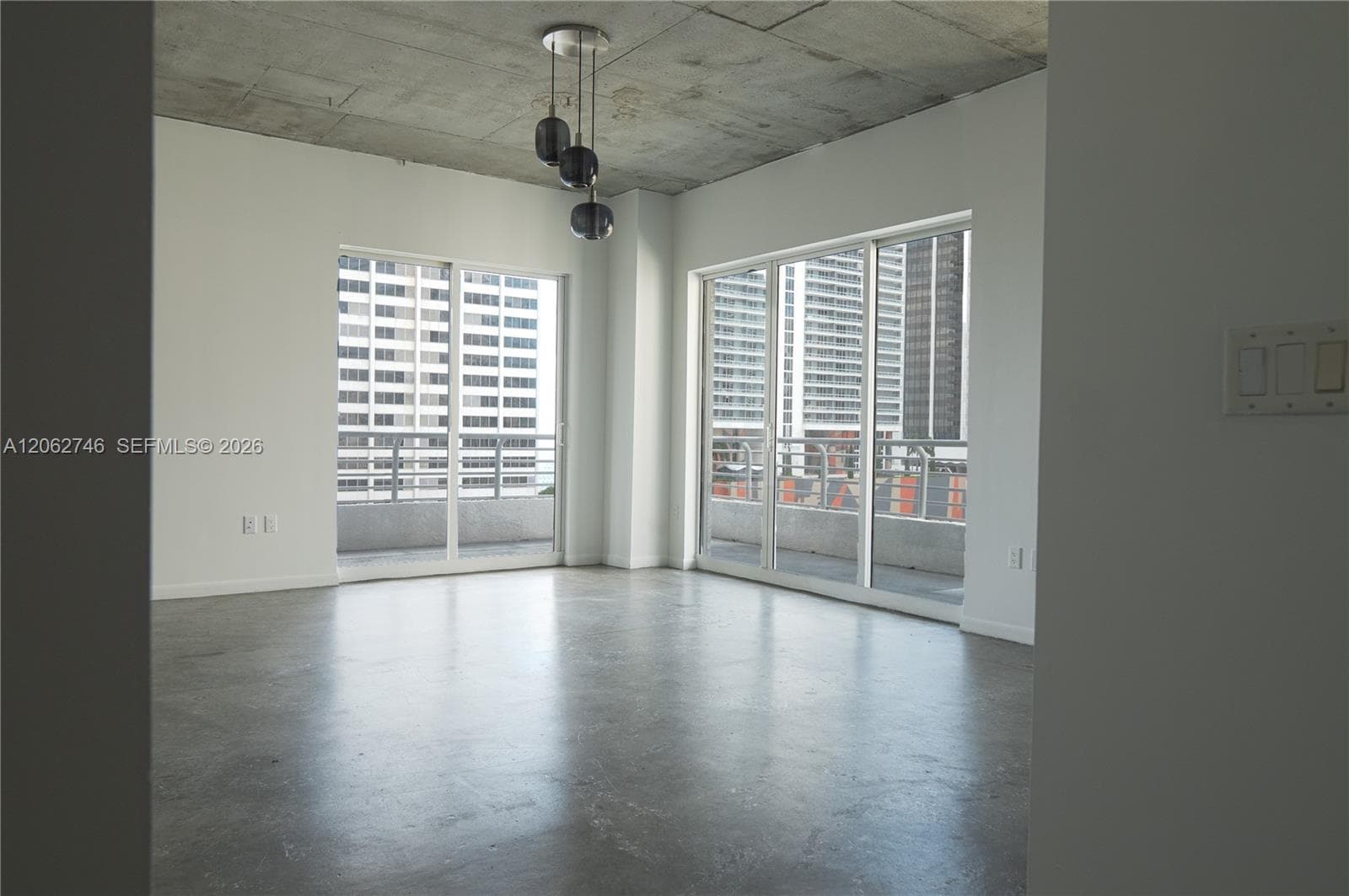 133 NE 2nd Ave # 1202, Miami, FL 33132 photo 2