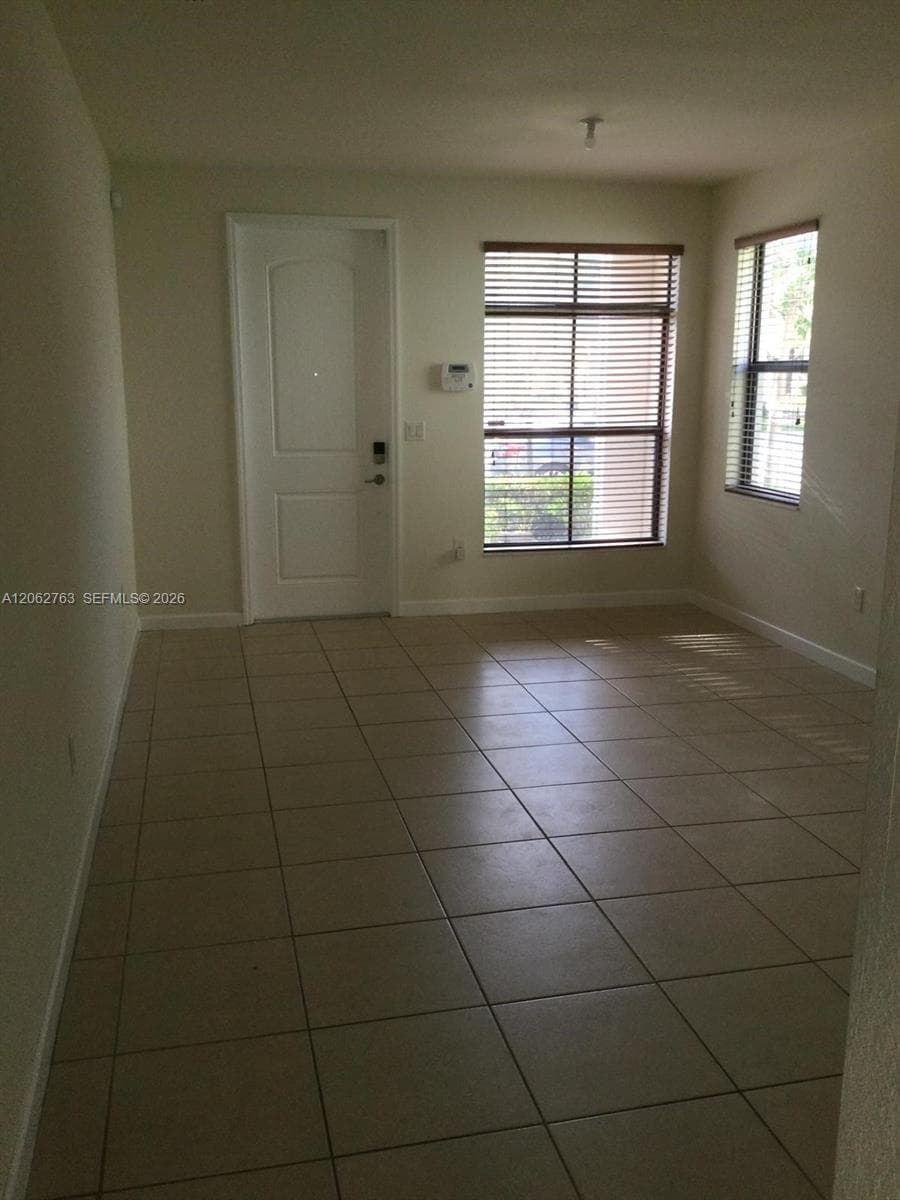 17370 SW 153rd Ave # 17370, Miami, FL 33187 photo 3