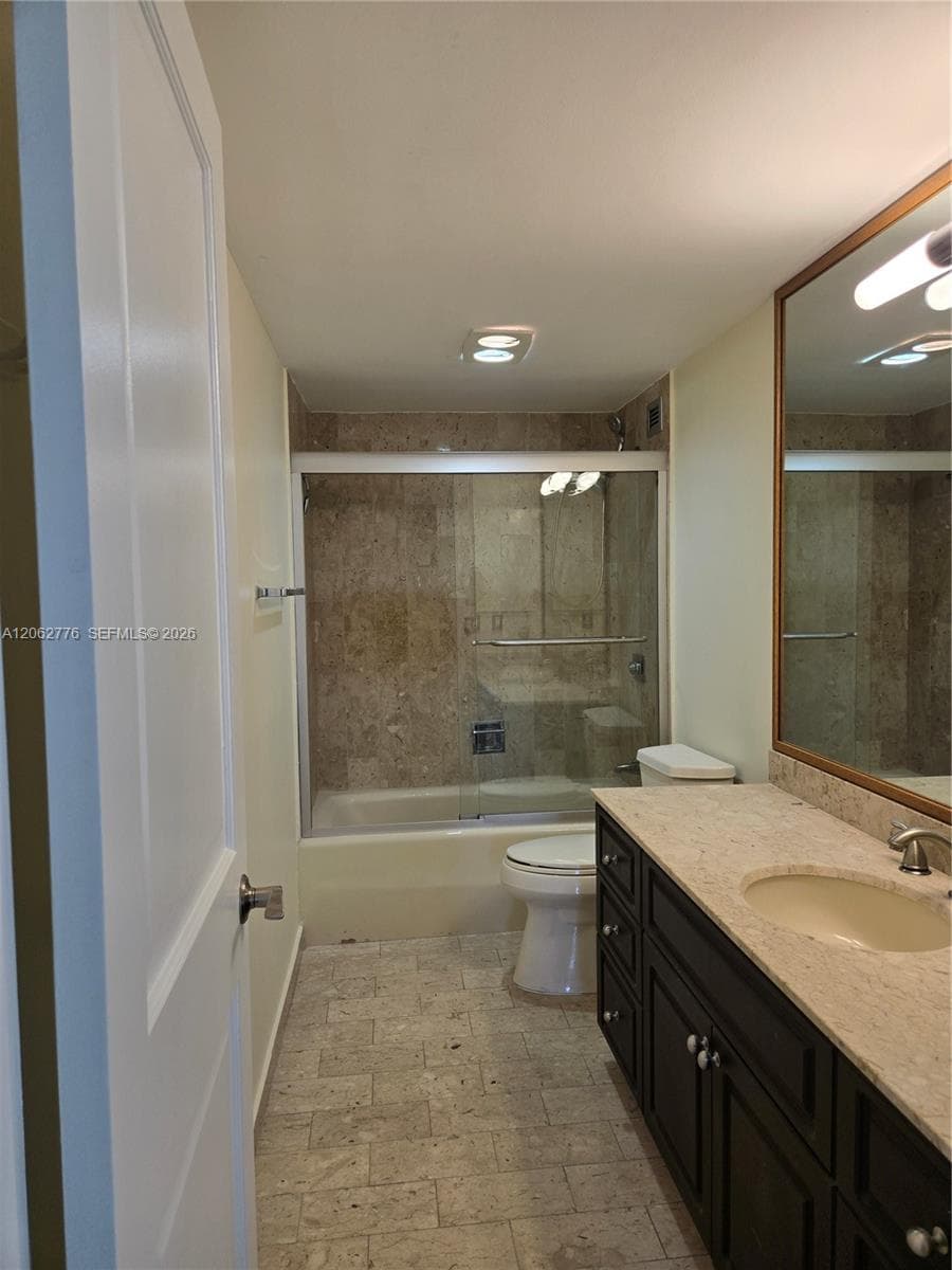 1800 NE 114th St # 911, Miami, FL 33181 photo 5