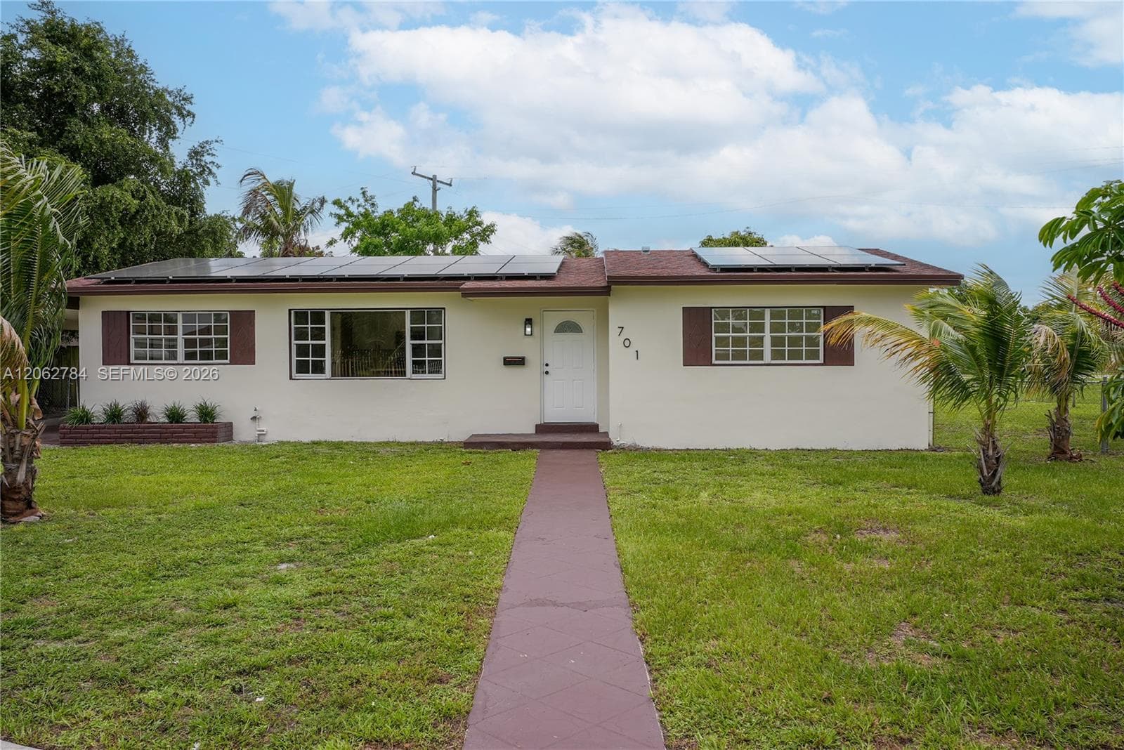 701 NW 176th terrace, Miami Gardens, FL 33169 photo 4