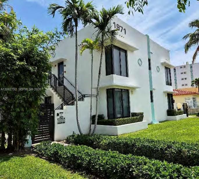 1971 Bay Dr # 110, Miami Beach, FL 33141