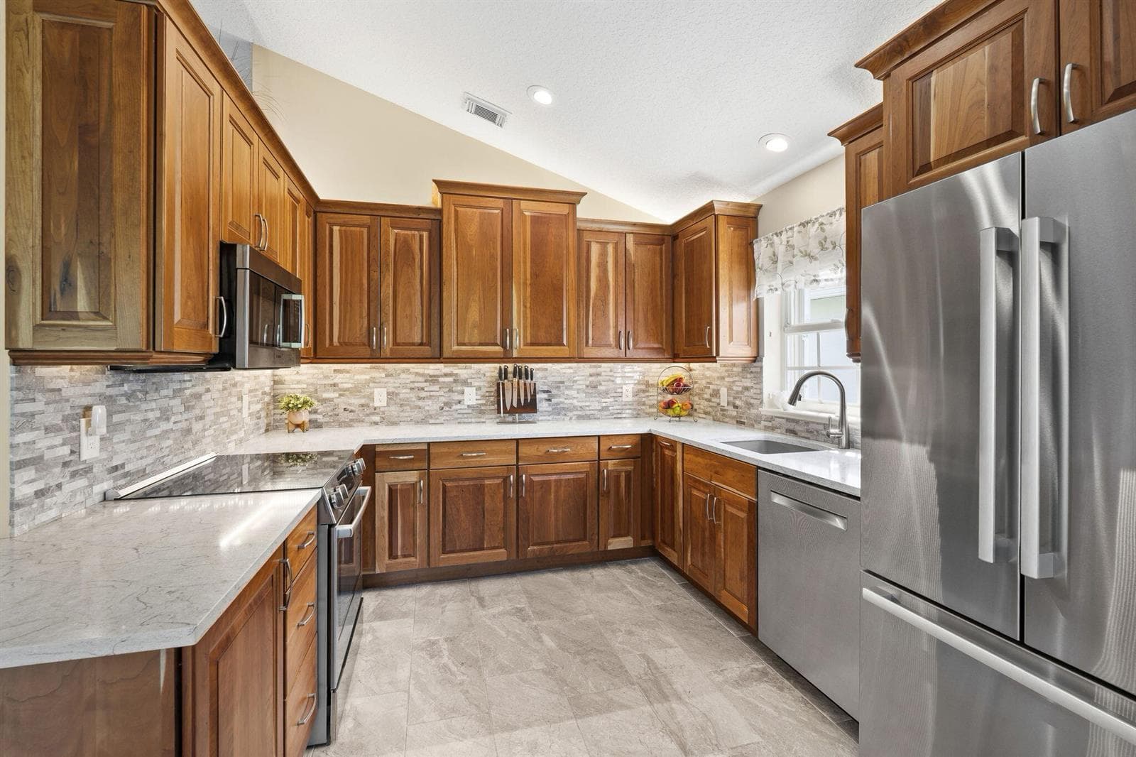 4310 SE SCOTLAND CAY Way, Stuart, FL 34997 photo 2