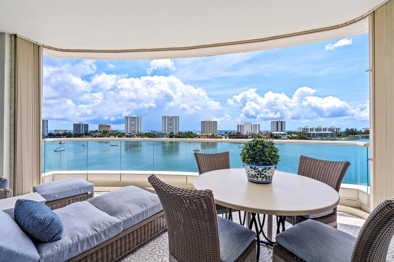 Mizner Grand photo 3