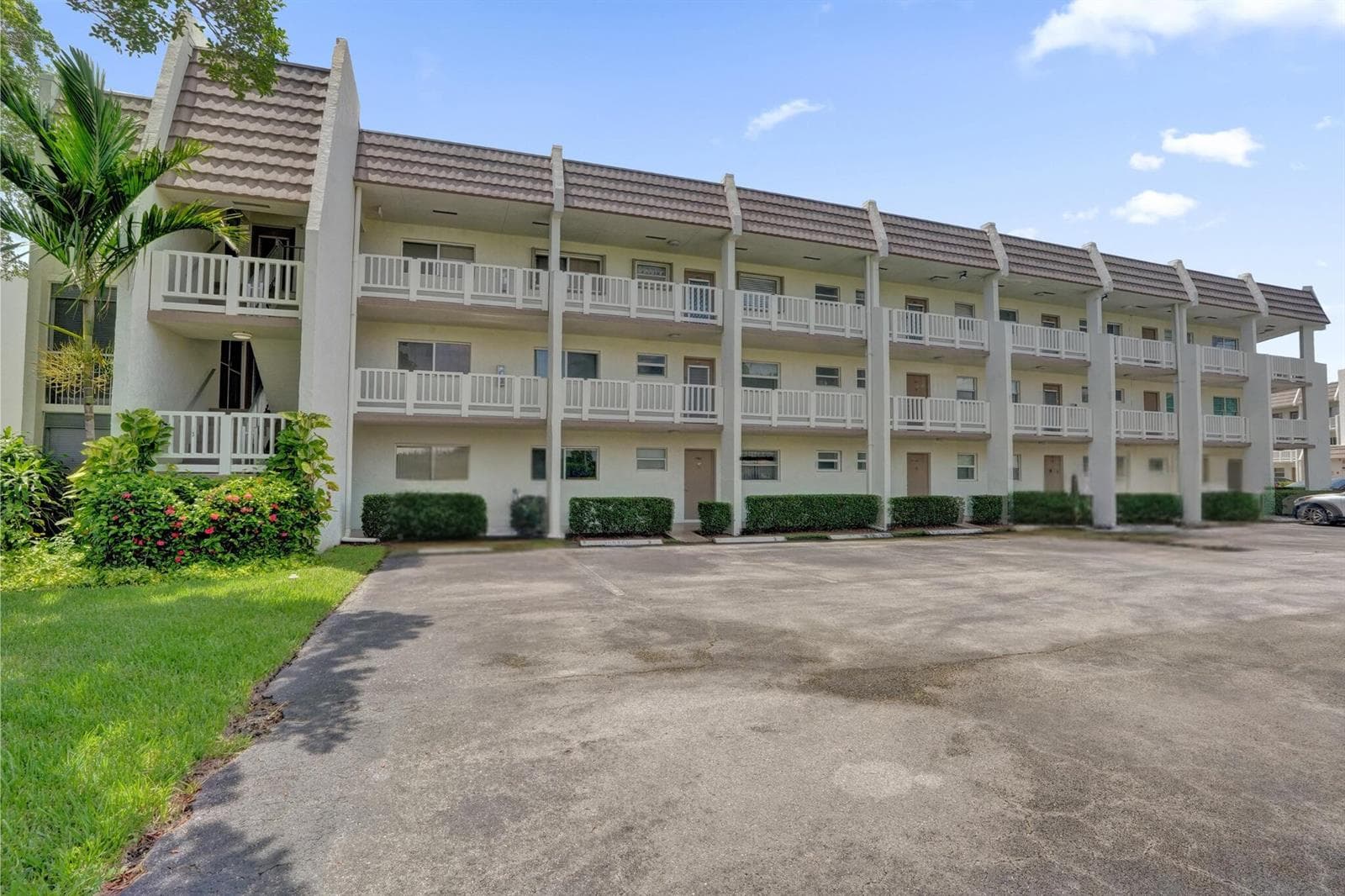 6850 Royal Palm Boulevard # 202G, Margate, FL 33063