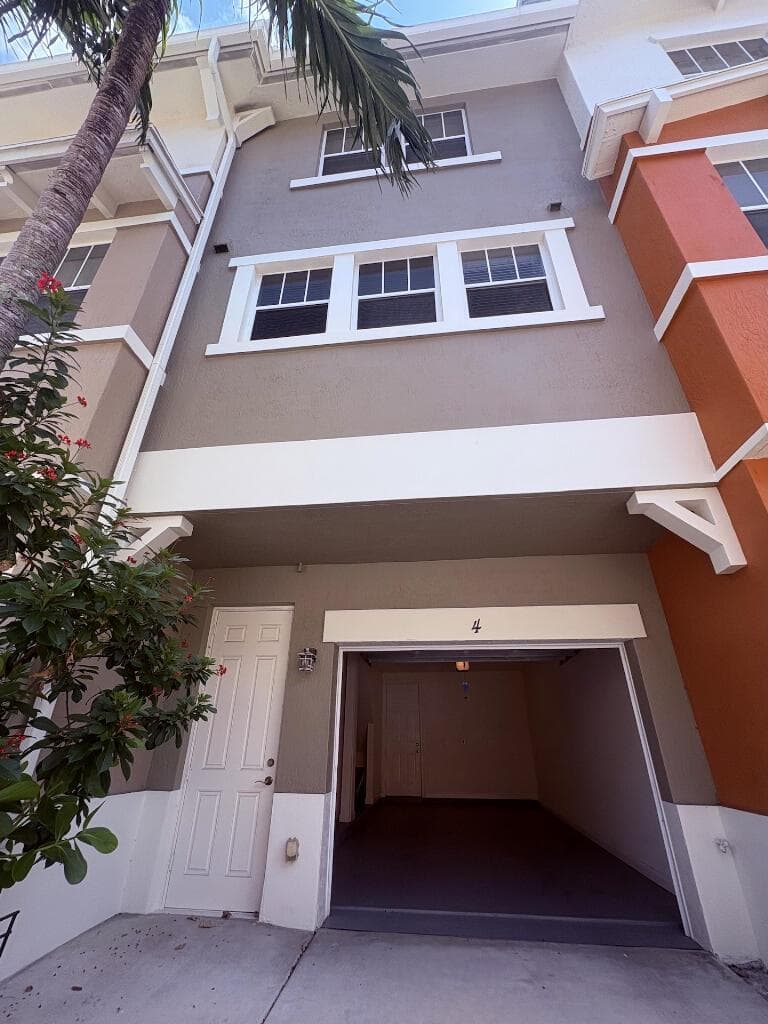 1740 San Benito Way # 4, West Palm Beach, FL 33401 photo 2