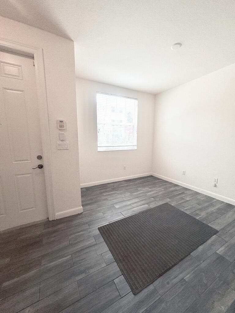 1740 San Benito Way # 4, West Palm Beach, FL 33401 photo 4