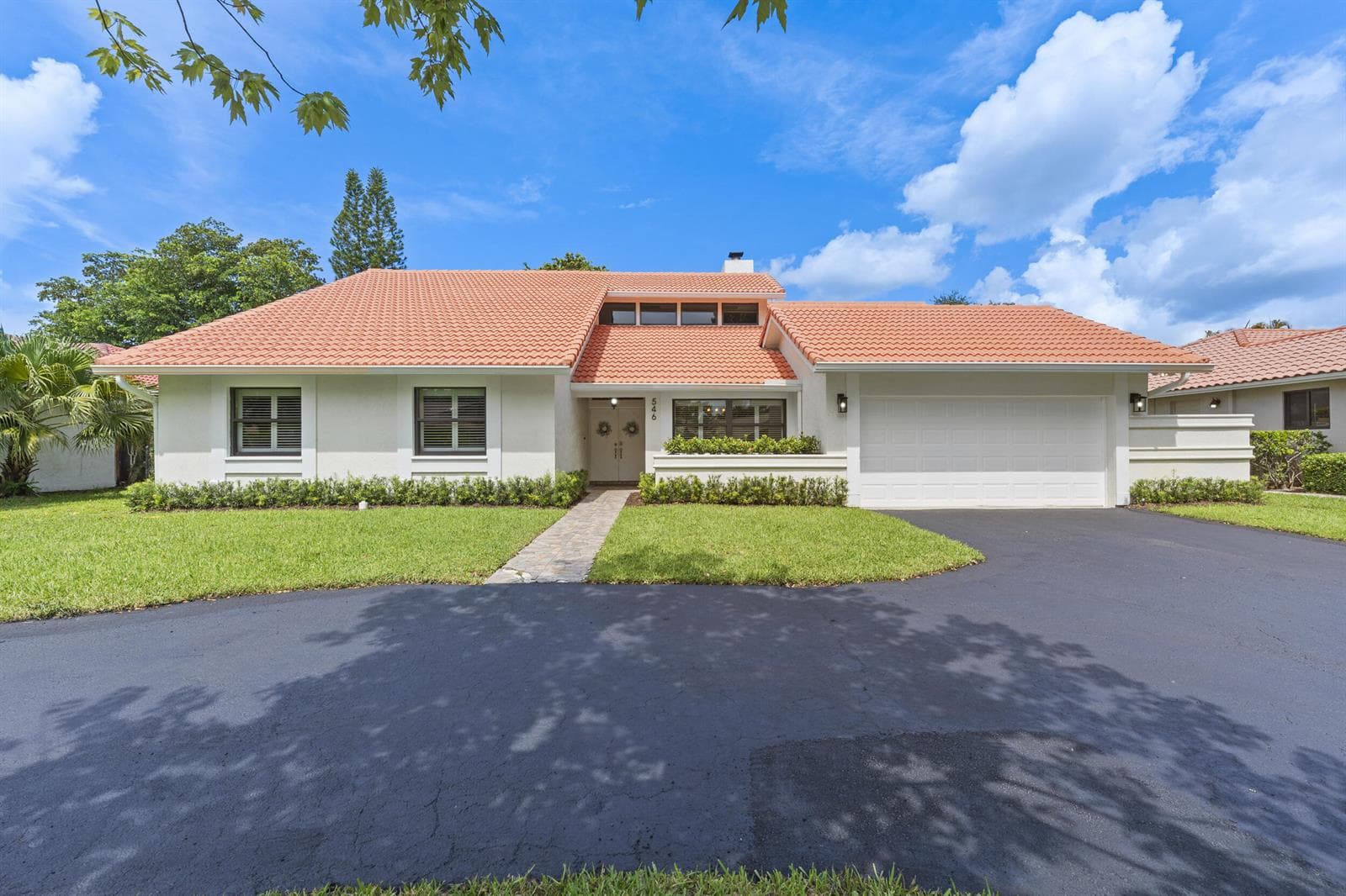 546 NW 105TH Drive, Coral Springs, FL 33071 photo 2