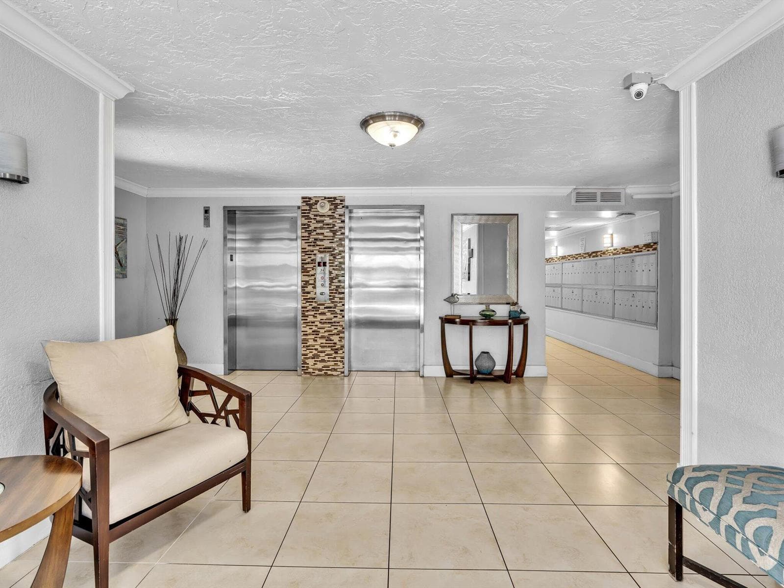 605 OAKS Drive # 810, Pompano Beach, FL 33069 photo 4
