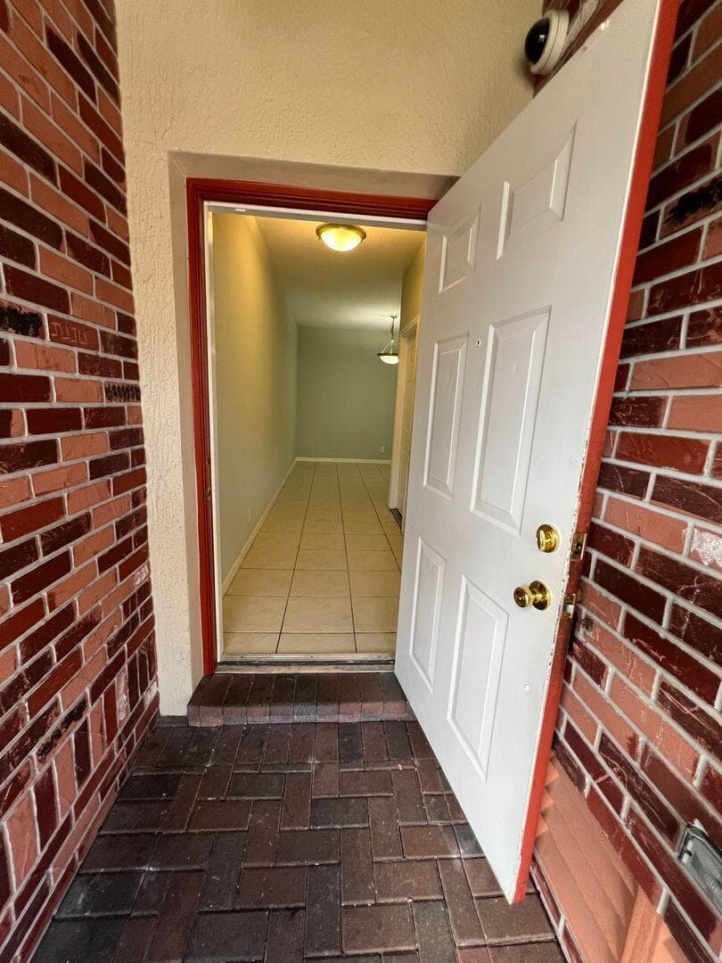 3361 NW 29TH Court, Lauderdale Lakes, FL 33311 photo 2