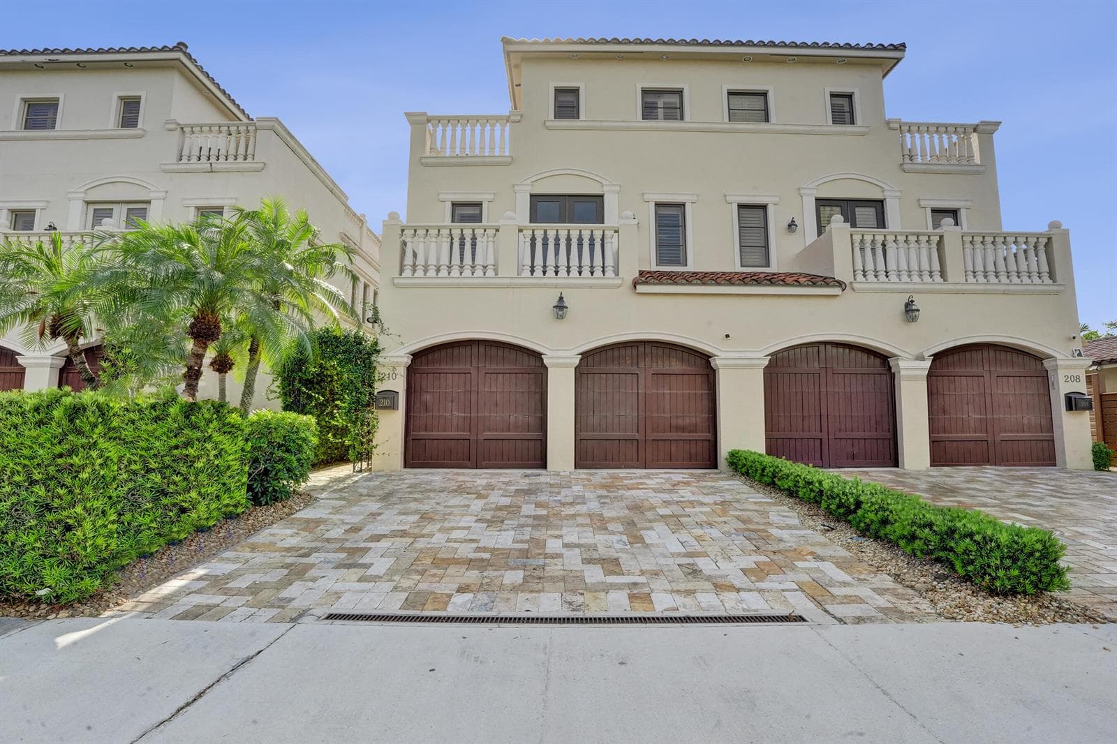 210 HENDRICKS Isle, Fort Lauderdale, FL 33301 photo 2