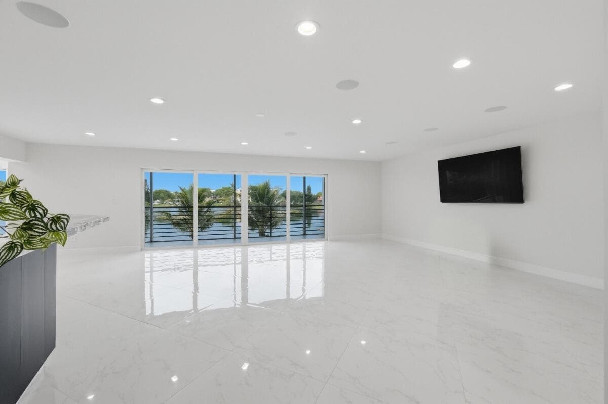 877 NE 195TH Street # 222, Miami, FL 33179 photo 2