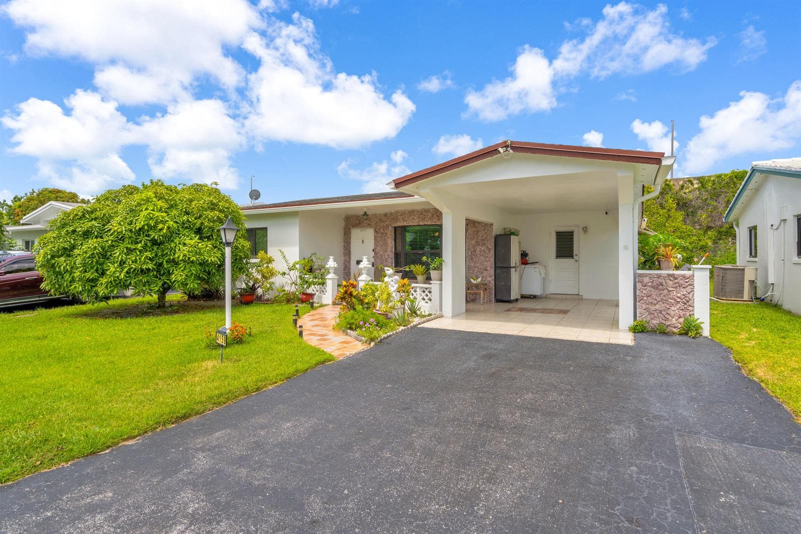 4159 NW 52nd Avenue, Lauderdale Lakes, FL 33319 photo 2