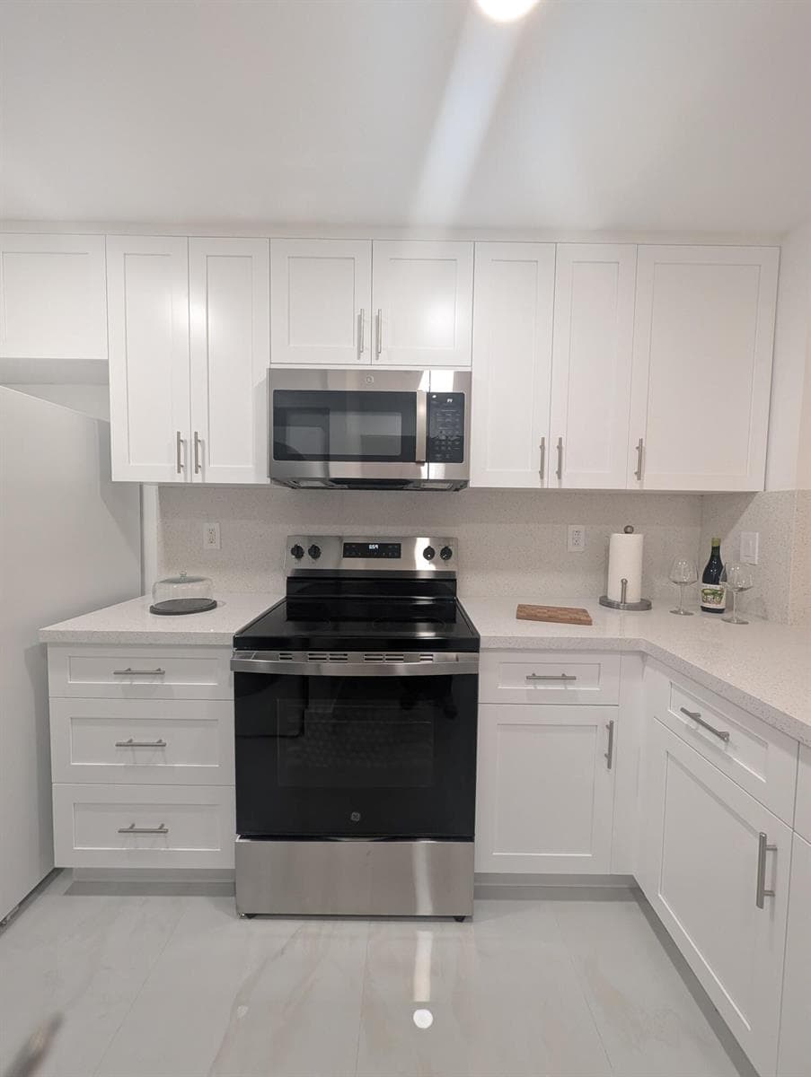 10317 NW 9th St Circle # 102-9, Miami, FL 33172 photo 3