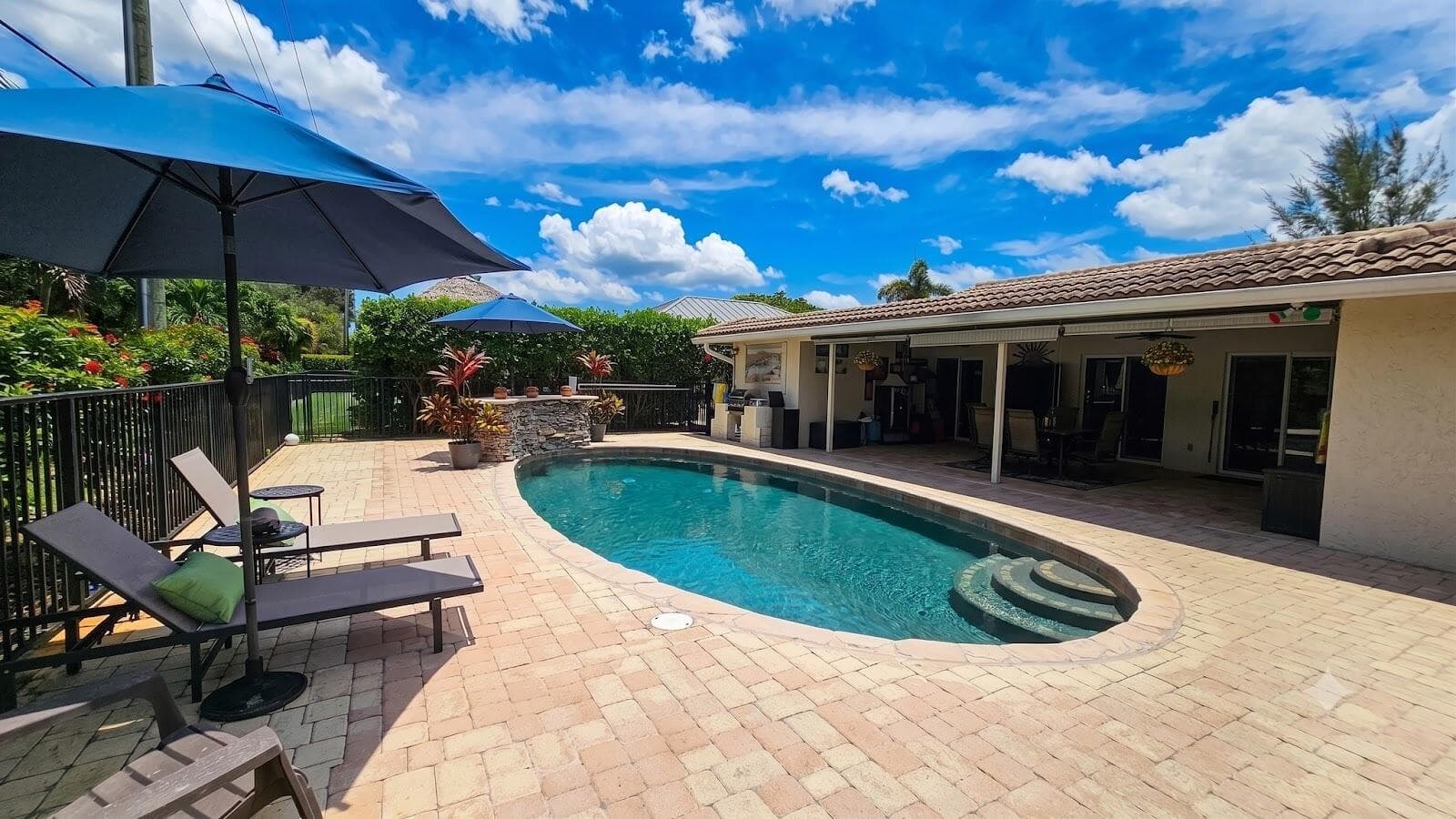 244 Walton-Heath Drive, Atlantis, FL 33462 photo 4