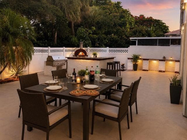 765 NW 155TH Terrace, Pembroke Pines, FL 33028 photo 4