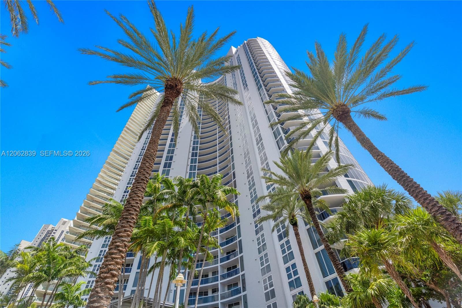 18911 Collins Ave # 2103, Sunny Isles Beach, FL 33160 photo 3