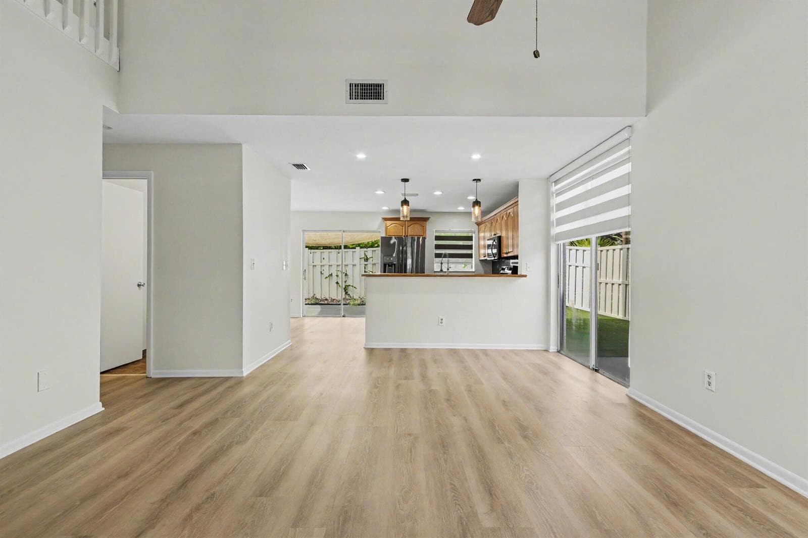 9825 NW 2nd Court, Plantation, FL 33324 photo 2