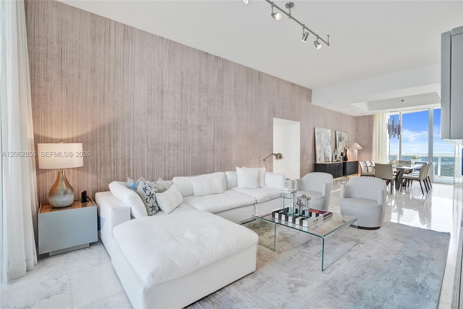 16001 Collins Ave # 3406, Sunny Isles Beach, FL 33160 photo 4