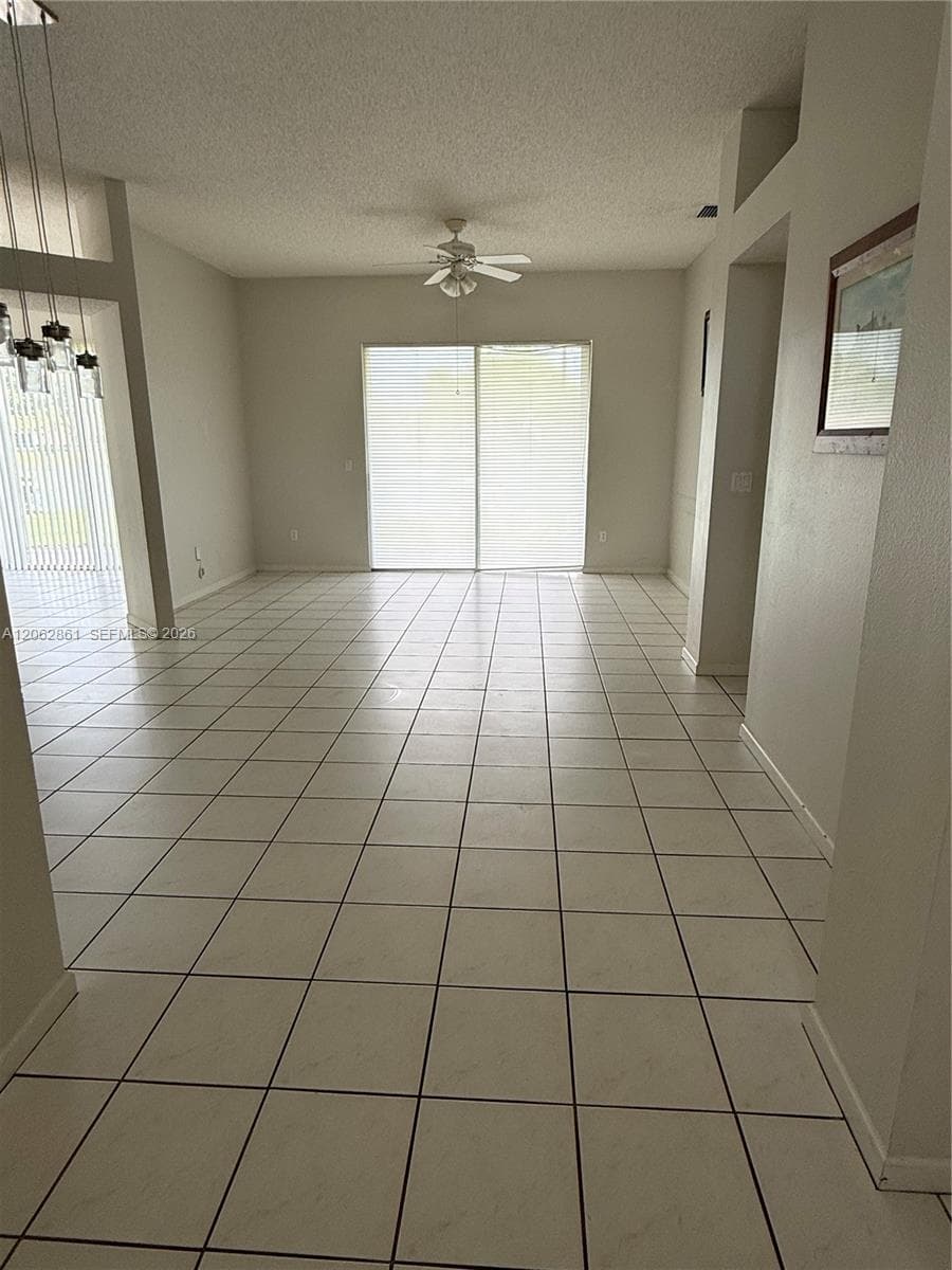 2435 SE 7th Pl # 2435, Homestead, FL 33033 photo 5