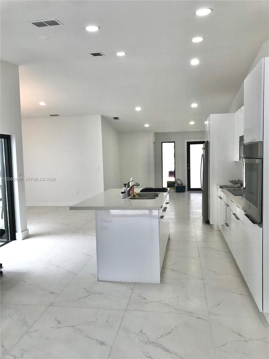 6651 NW 173rd Ln # 6651, Hialeah, FL 33015 photo 4