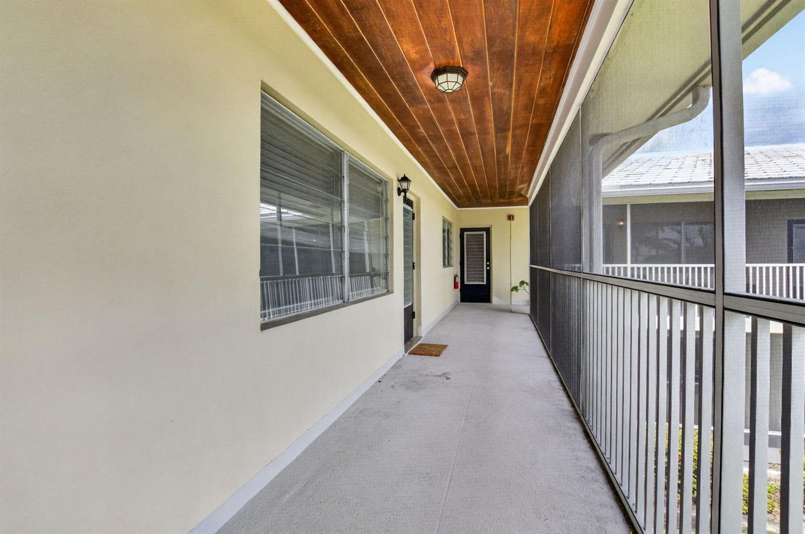 426 NE 7th Avenue # 2B, Delray Beach, FL 33483 photo 4