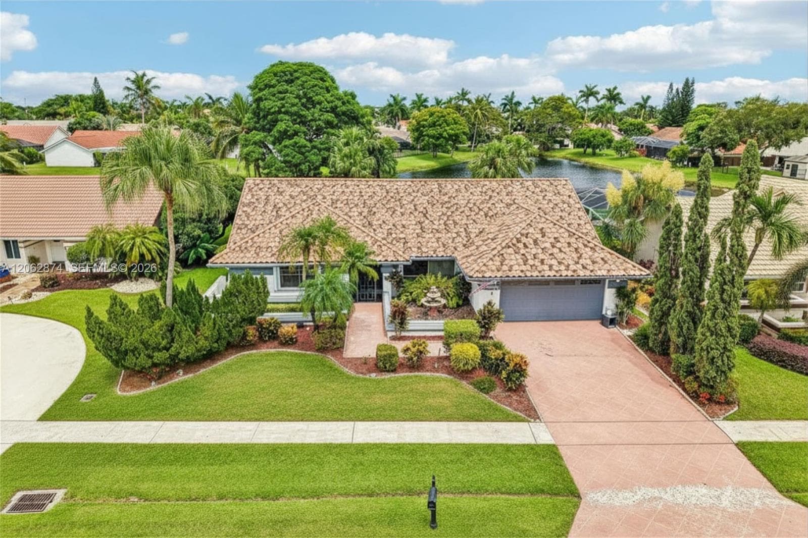 9768 Majestic Way, Boynton Beach, FL 33437 photo 3
