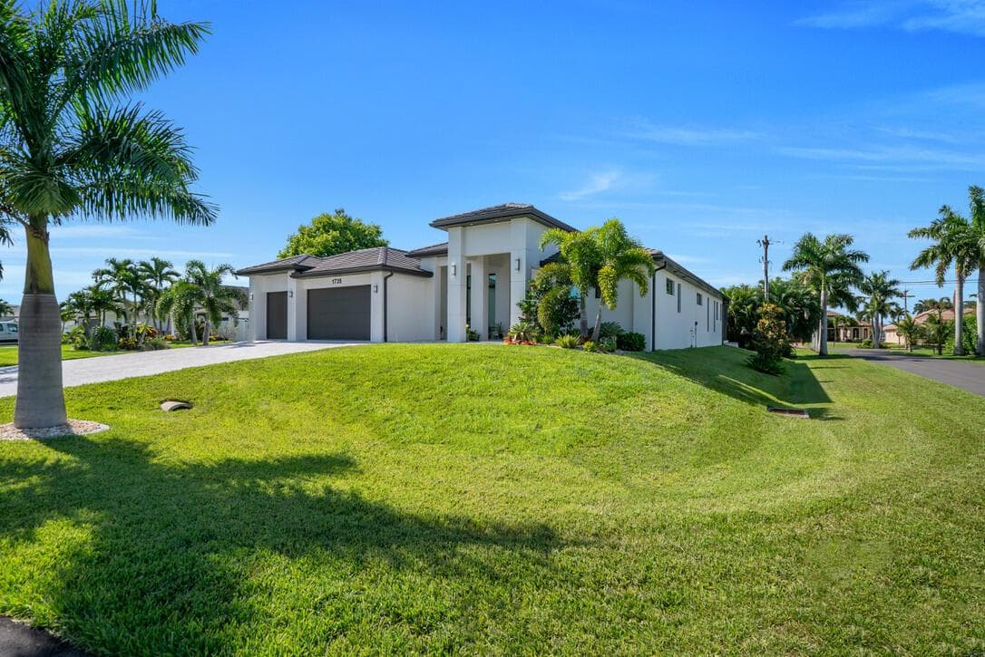 1735 SW 51ST Terrace, Cape Coral, FL 33914 photo 4