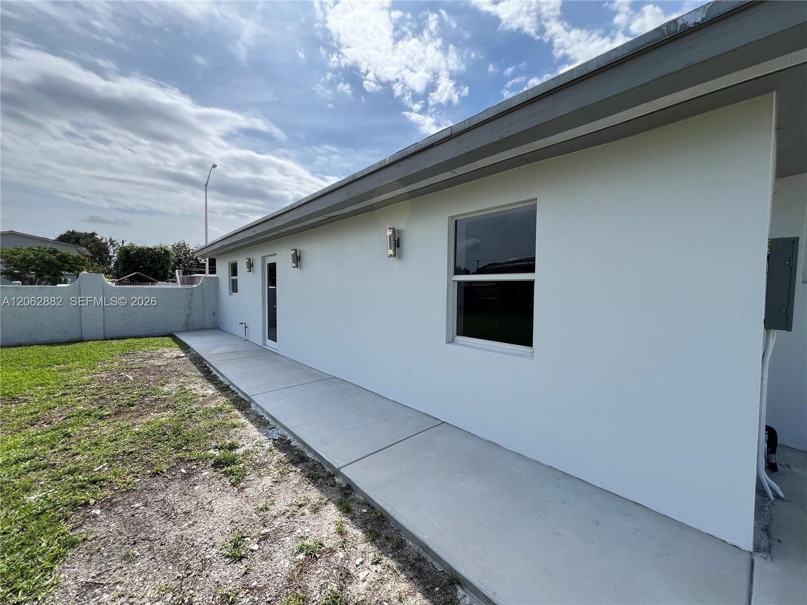 705 E 20th St, Hialeah, FL 33013