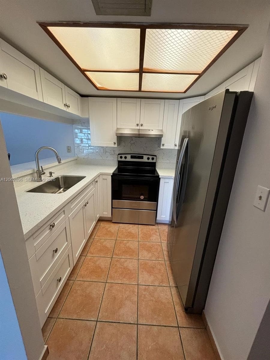 8999 SW 123rd Ct # 210, Miami, FL 33186 photo 4