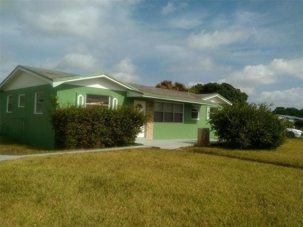 2951 NW 208TH Terrace, Miami Gardens, FL 33056 photo 2
