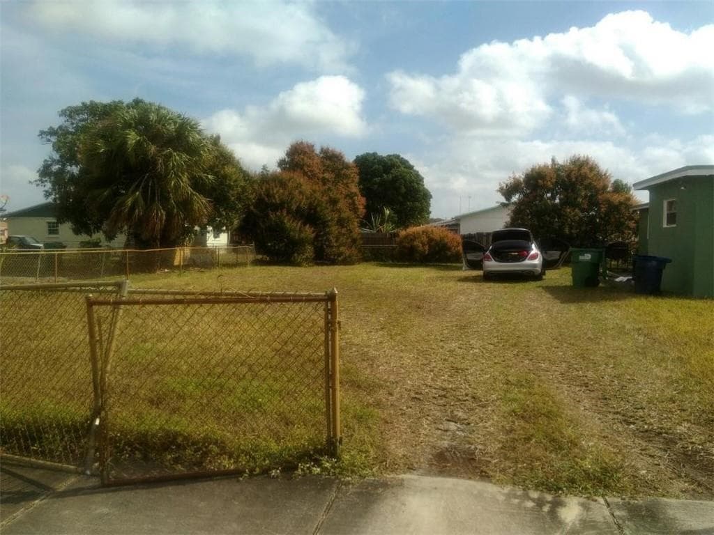 2951 NW 208TH Terrace, Miami Gardens, FL 33056 photo 4