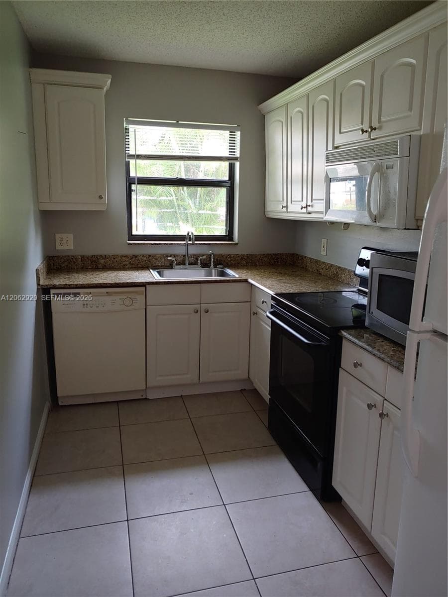 5060 Sanctuary Way # E, West Palm Beach, FL 33417 photo 2