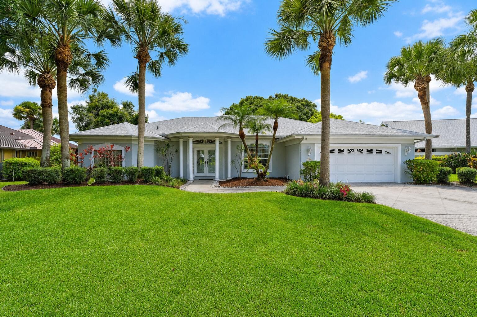 2108 SW Oakwater Point, Palm City, FL 34990