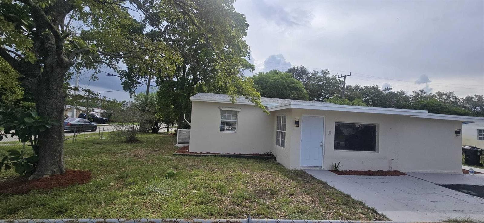 1101 NW 23RD Terrace, Fort Lauderdale, FL 33311 photo 2