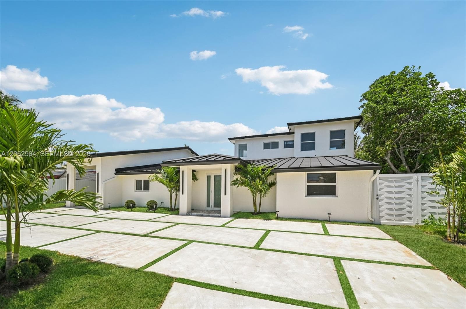 2001 SW 23rd Ave, Fort Lauderdale, FL 33312 photo 3
