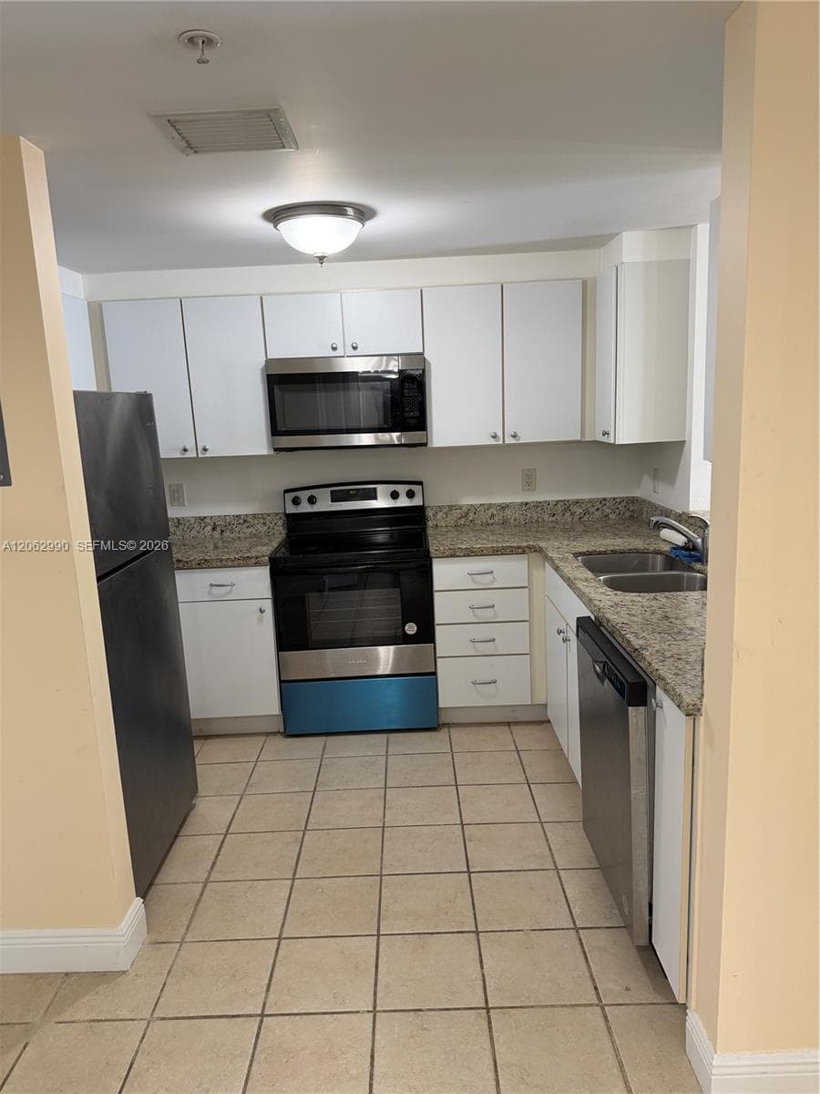1250 S Miami Ave # 1912, Miami, FL 33130 photo 3