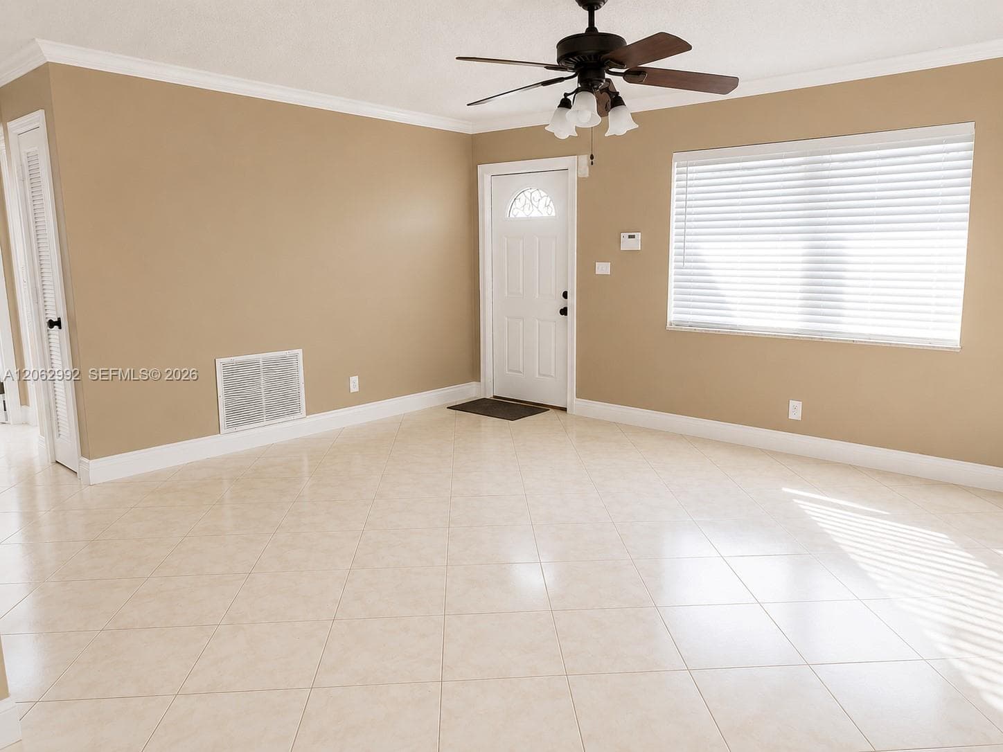 5716 NW 70th Ter, Tamarac, FL 33321 photo 4