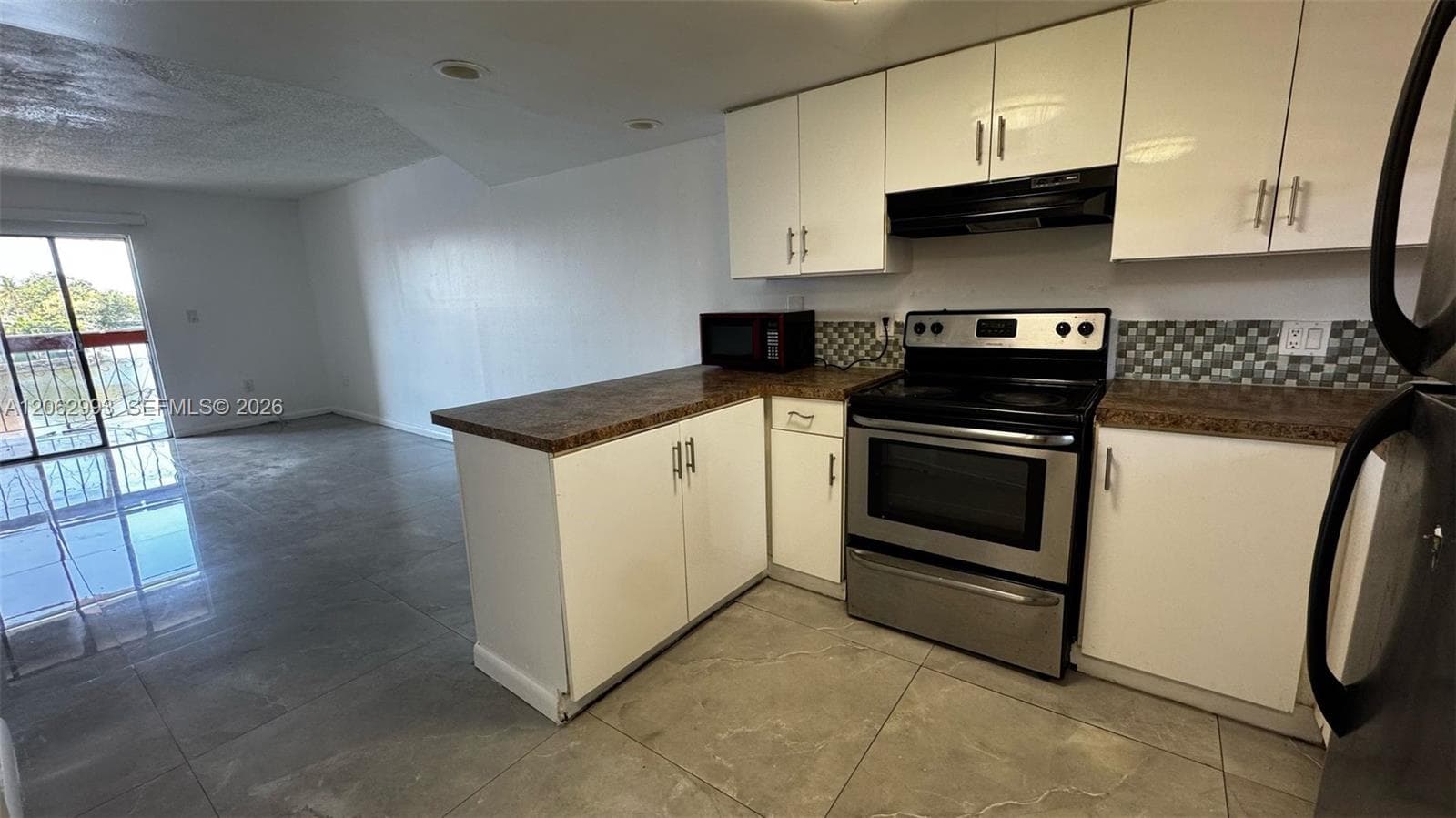 5530 W 26th Ct # 210, Hialeah, FL 33016 photo 3