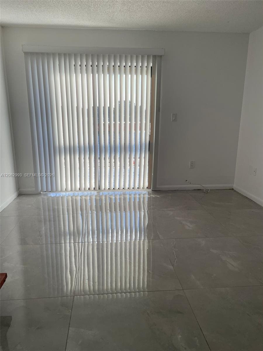 5530 W 26th Ct # 210, Hialeah, FL 33016 photo 4