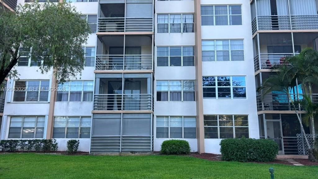 1300 Saint Charles Pl # 202, Pembroke Pines, FL 33026 photo 3
