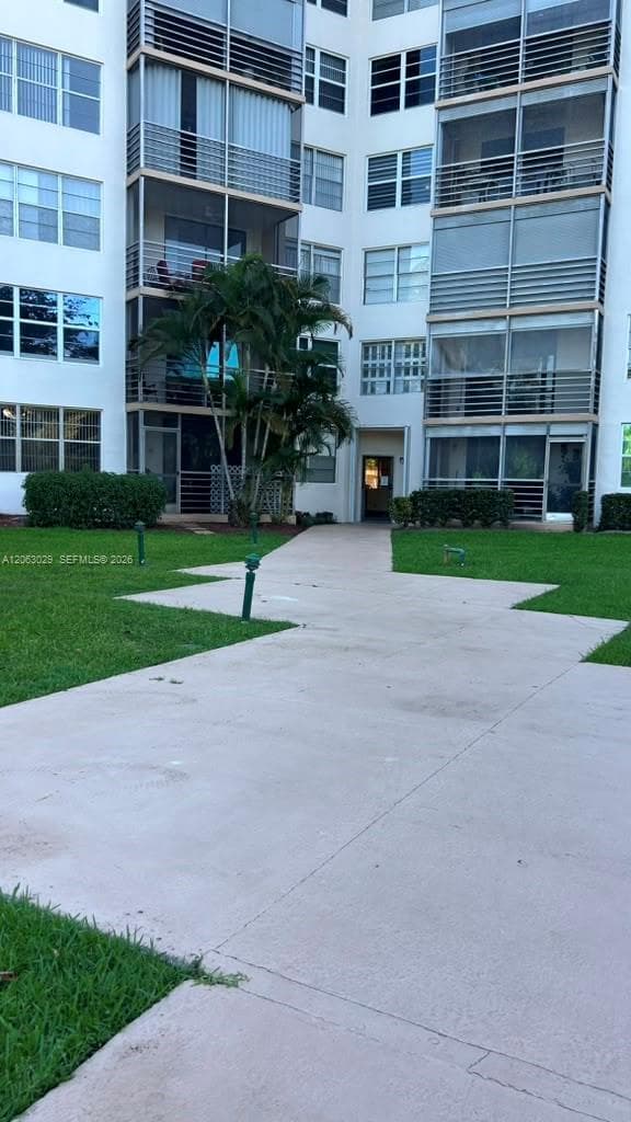 1300 Saint Charles Pl # 202, Pembroke Pines, FL 33026 photo 4