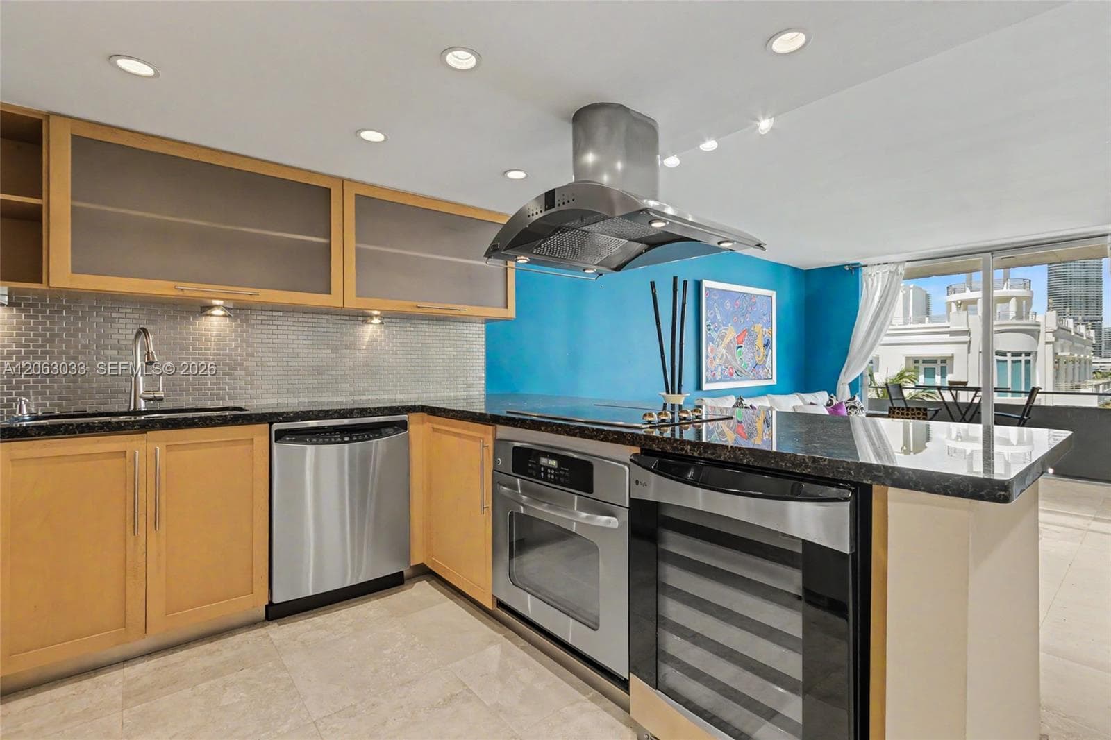 465 Ocean Dr # 604, Miami Beach, FL 33139 photo 4