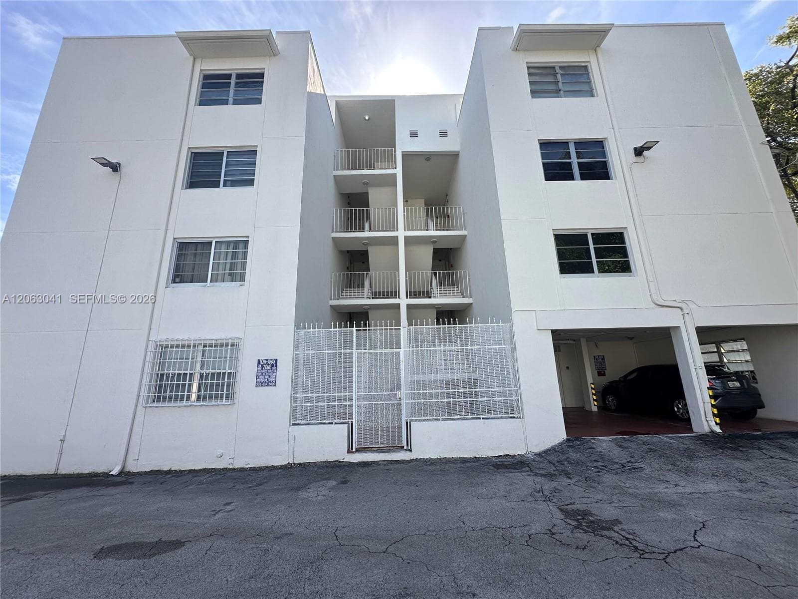 755 SW 6th St # 10, Miami, FL 33130 photo 2