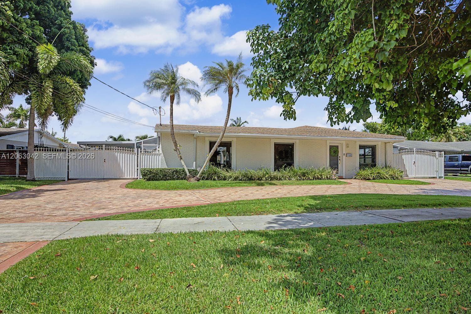 9921 SW 195th St, Cutler Bay, FL 33157 photo 2