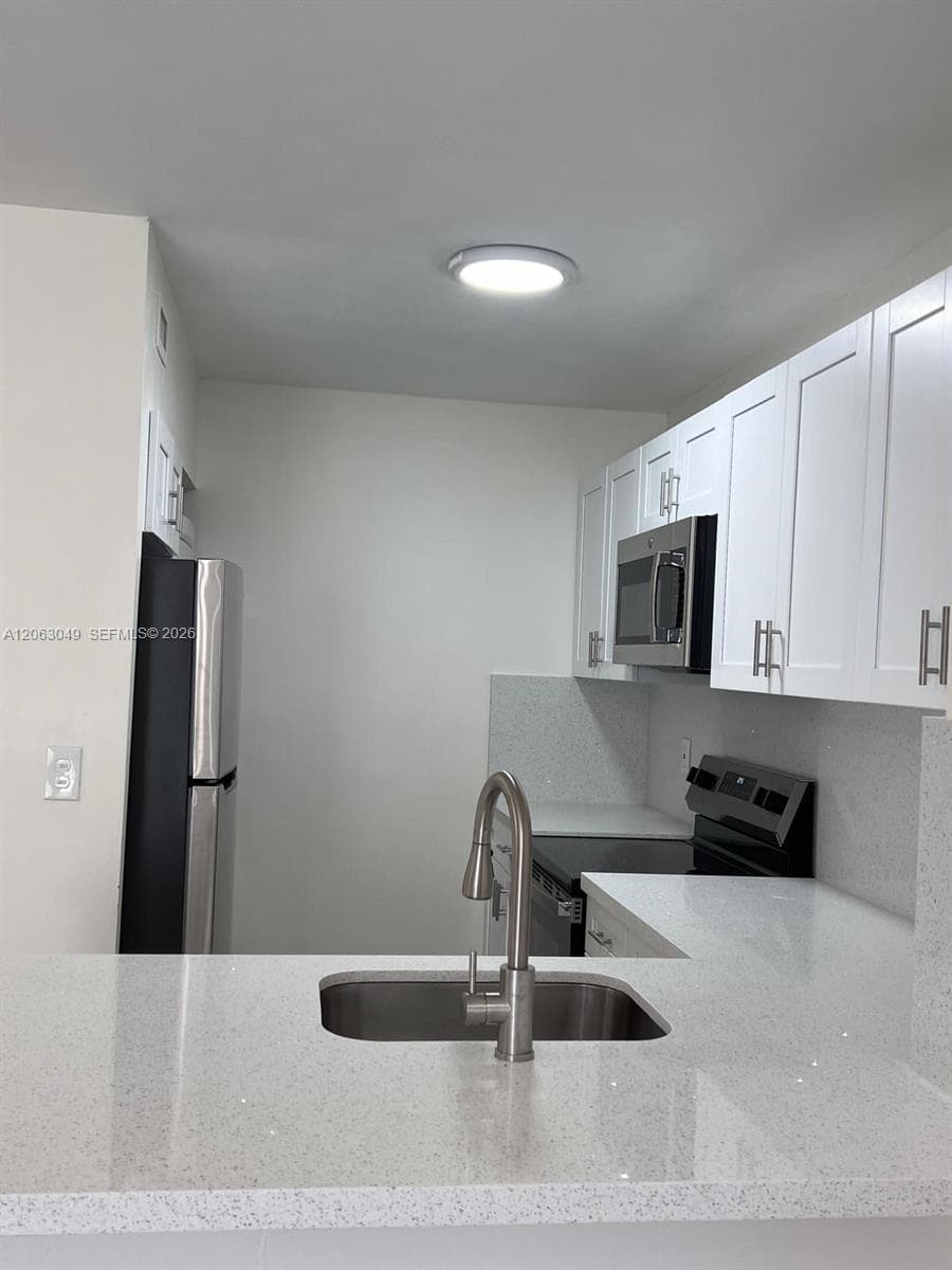 2685 W 66th St # 12-20, Hialeah, FL 33016 photo 2