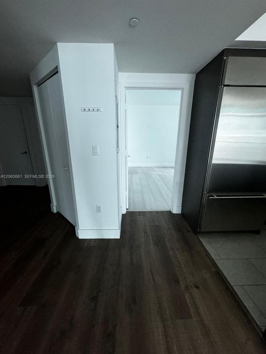 500 Brickell Ave # 1207, Miami, FL 33131 photo 4